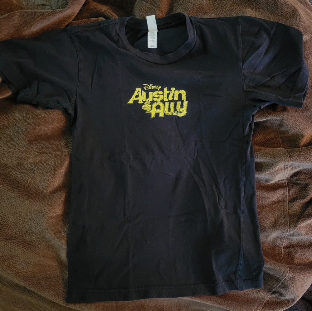 Austin & Ally Logo Shirt Size XS RARE